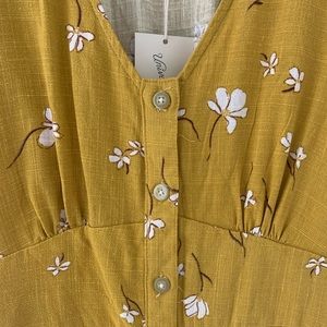 NWT Universal Threads midi dress - perfect for summer!